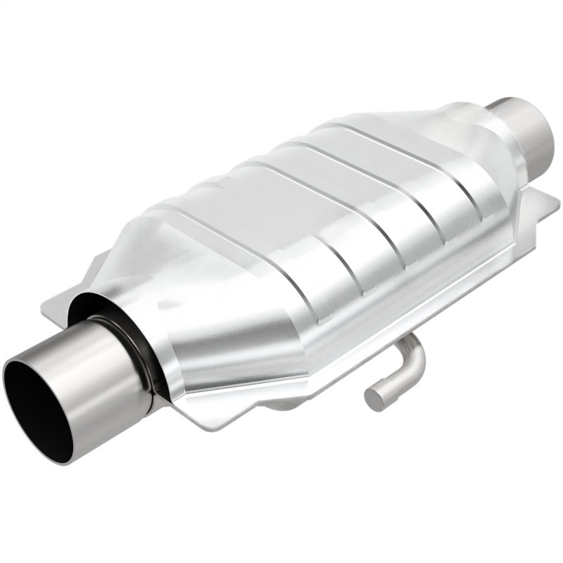 MagnaFlow Conv Universal 2.5in Inlet 2.5in Outlet 16in Length 6.375in Width - mag3391016