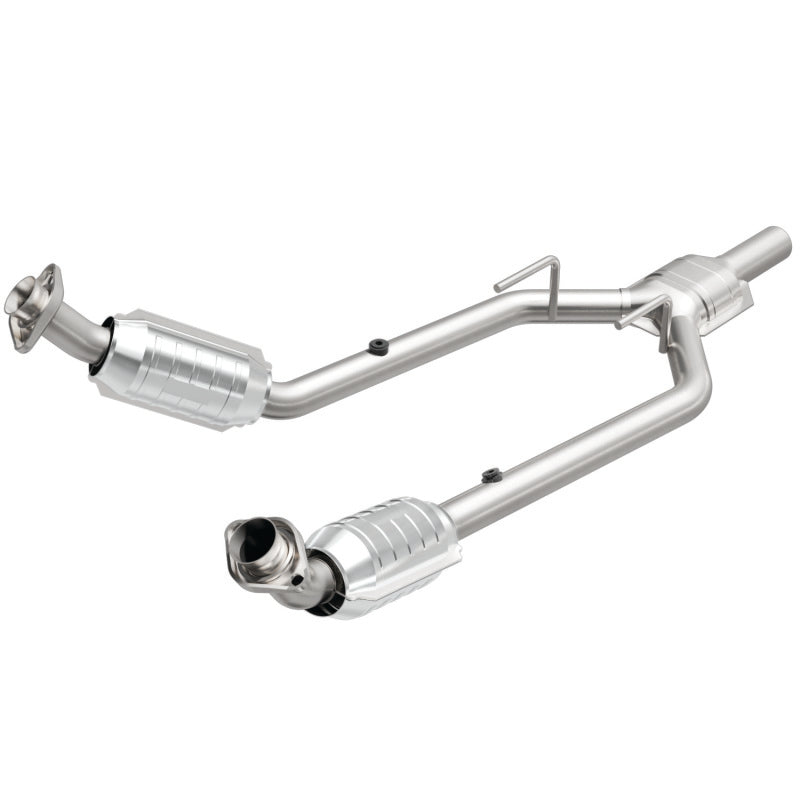 MagnaFlow Conv DF 96-97 Mercury Cougar 3.8L - mag444080