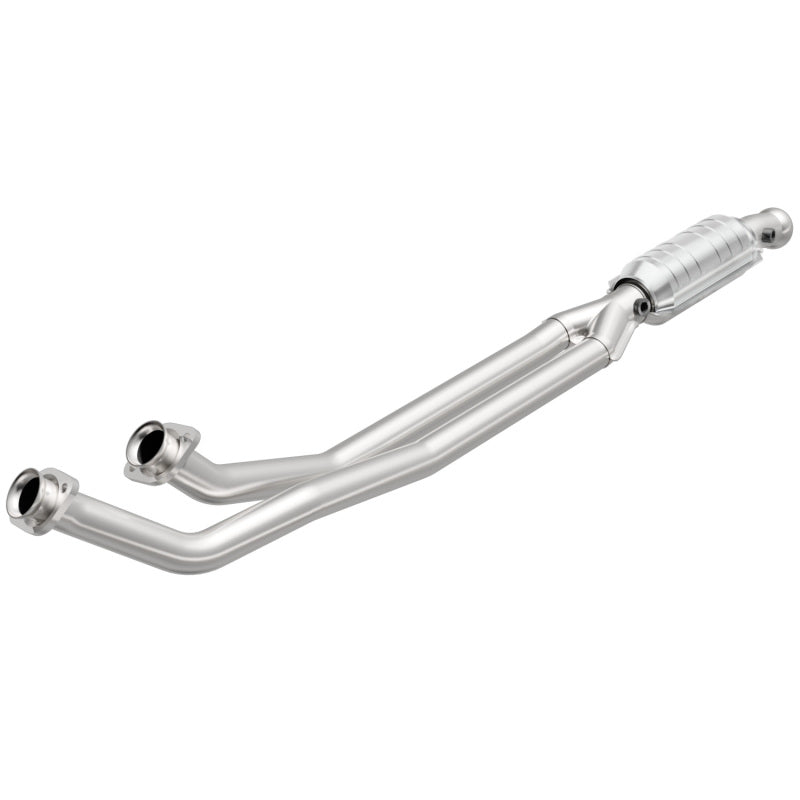 MagnaFlow Conv Volvo 6.5X4 2/2.5 - mag23954