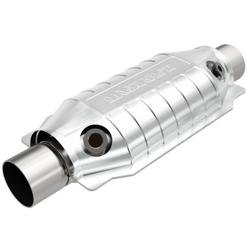 MagnaFlow Conv Universal 2.25 inch with Dual O2 Rear CA - mag441065